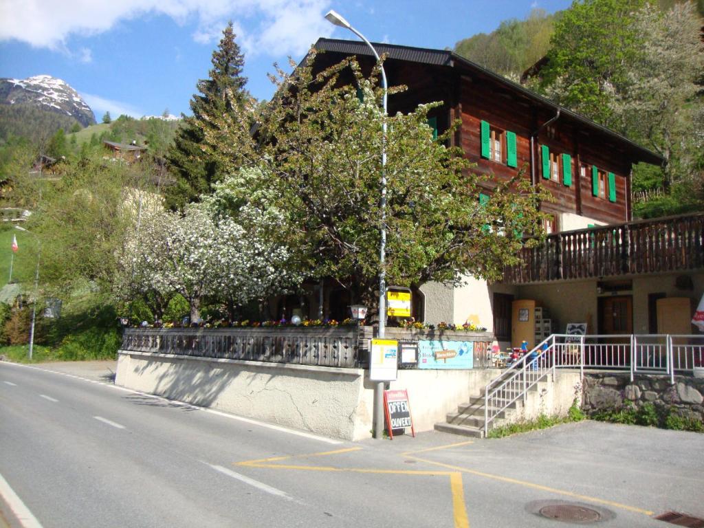 Hotel Bietschhorn Kippel Esterno foto